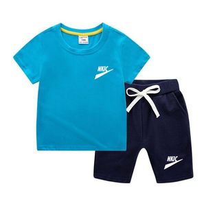 夏のブランドバスケットボールスポーツセットプリント子供ブルーTシャツスーツ半袖ショーツ2ピースキッズスポーツウェアボーイズガールズカジュアル