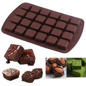 24 Boşluk Kare Mini Kek Pan Silikon Kalıp Buz Küp Tepsisi Jelly Candy Chocolate Truffles Pişirme Kalıpları Kek Dekorasyon Araçları 220509