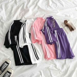 Summer Striped Tracksuit for Women Set Short Sleeve T -shirt Två stycke Shorts Set Female Loose Casual Sport 2PC Set Ladies 210331