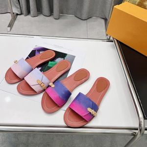 Designer glider kvinnor tofflor tie-dye sandaler tofflor blommor blommor platta märken bottnar gummi flip flops läder sommargradientskor skjutreglage