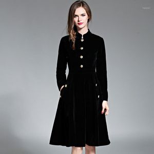 Casual Kleider Schwarz Vintage Kleid Frauen Elegante Dünne Lange Ärmeln Samt Party Ol Büro Tragen 2022 Herbst Winter Robe Vestidos