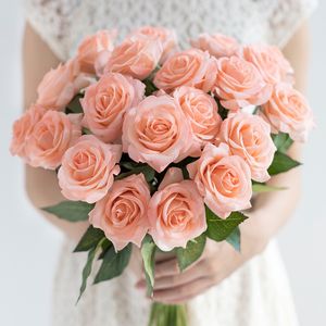 Fiori decorativi per feste di matrimonio a casa Rose Fiore artificiale Bouquet da sposa fai da te Decorazione Decorazioni per feste San Valentino KK688HY