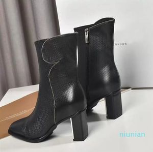 2022 Brand New Womens Knight High Chunky Heel Winter Winter Metal Martin Cow Leather Wearproof Booties