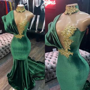 2022 Elegant Green Velvet Mermaid Prom Dresses Robes De Soirée High Neck spets Appliqued Pärlade aftonklänningar Sweep Train Party Dress B0513