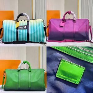 Neue 2022 Reisetasche Damen Herren Umhängetasche Luxurys Designer Duffle Bags Damen Keeball Outdoor Helle fluoreszierende Farben Frauen Gepäck Kamera Handtaschen Mann Größe 50 cm