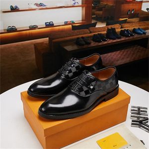 Lyxvarumärken topp Lädermode Män Affärsdesigner Klänning Loafers Spetsiga svarta skor Oxford Andas formell bröllopssko storlek 6,5-11