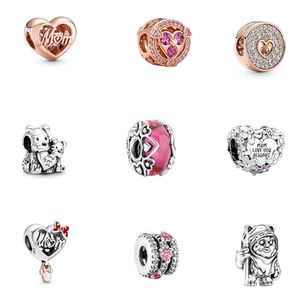 S925 Sterling Silver Charms con perline sciolte Ciondolo classico con fiori in rilievo da donna Braccialetti Pandora originali Designer Love Heart Gioielli pop Fai da te Donna Regalo mamma