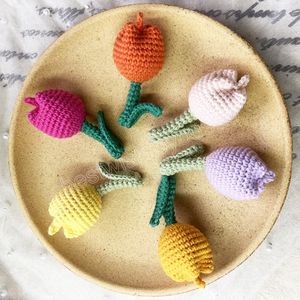 Handmade Knitted Tulips Charms DIY Keychain Keyring For Women Girl Crocheted Flower Bag Pendants Car Key Ring Handbag Charms