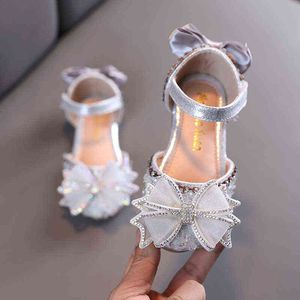 Детские сандалии страза Боу девочки для девочек принцесса обувь мода танцевальная обувь 2022 Летние новые детские сандалии E863 G220523
