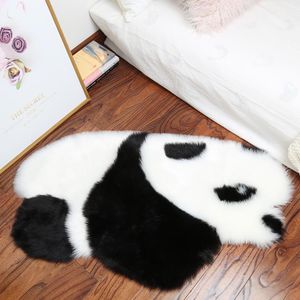 Tappeti Tappeto animale antiscivolo Lungo Fluff Panda Koala Mat Tappeto in pelliccia sintetica Soggiorno Camera da letto Cuscino per divano Zerbino soffice artificialeTappeti