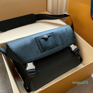 Homem de bolsa de mão de fivela dupla flap crossbody bolsas de bola de bolsa mensageiro de homens bolsas de bolsa PVC Letra de moda de flores preta genuína velha ombro de moda