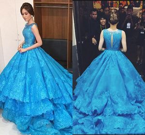 Michael Cinco Blue Aftonklänningar Lagrade Lace Appliques Vintage Ball Gown Party Gowns Dubai Kaftan Vestidos de Festa Crystal Beaded Tiered