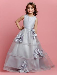 フラワーガールドレスガウングレースクープネックラインオルガネザとサテンの床の長さ2015新しいデザインのドレス小さな女の子パーティー安い価格