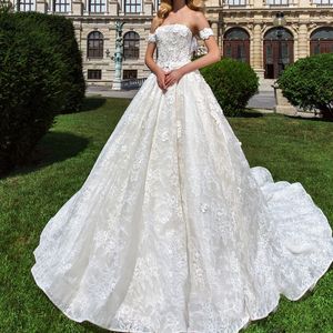 Abiti da sposa con spalle scoperte A-Line Design in cristallo di marca Abito da sposa lungo in pizzo pieno con applicazioni Appliques Abiti da sposa glamour senza schienale sexy