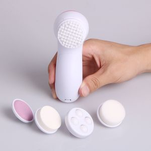 Dispositivo di bellezza pulito profondo per la cura della pelle della spa con spazzola elettrica multifunzione 5 in 1, facile da trasportare