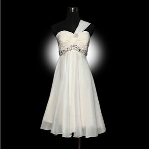 Attractive Cheap Under $50 Ruched A-Line One-Shoulder Strapless Knee-Length Bridesmaid Dress Custom Made