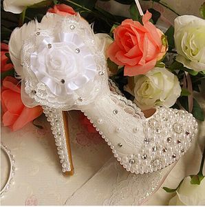 Eleganti scarpe da sposa da sposa con applicazioni in pizzo con perline Rhienstone Party Prom Shoes Scarpe da damigella d'onore bianche da donna