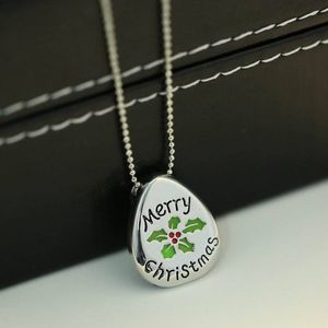 Collana con ciondolo Lettering Buon Natale a forma di lacrima Moda Personalità creativa Vendita calda Collana 50cm Accessorio per la decorazione dell'abbigliamento