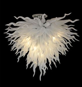 Lampor väldesignad handblåst hjärta design ljuskronor ren vit bröllop dekoration energibesparing modern europeisk stil kristall ljuskrona