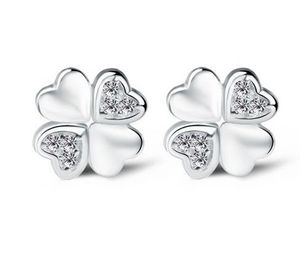 Orecchini in argento sterling 925 Gioielli di moda a forma di cuore Lucky Four Leaf Clover Crystal Simple Stud Ear Rings per le donne Ragazze di alta qualità