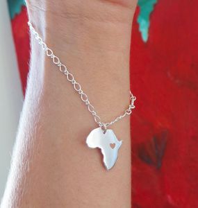30PCS African Map Bracelet Country of South Africa Map Bracelet Adoption Bracelet Ethiopia Ciondolo Africa Heart Bracelets