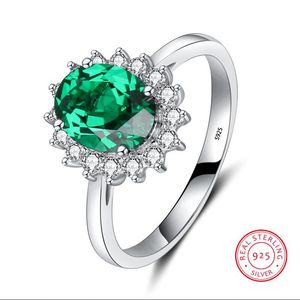 Musing Moda Biżuteria Cute Princess Ring Pure 100% 925 Sterling Silver Emerald CZ Diamentowe Gemstones Girl's Women Wedding Band Prezent Prezent