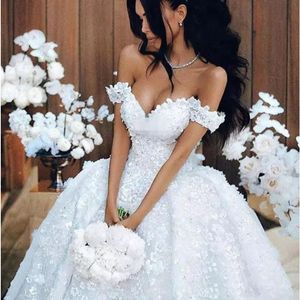 Koronki Kwiatowe Aplikacje Suknia Balowa Suknia Ślubna Z 150 cm Pociąg Glamorous Off The Shoulder Bez Rękawów Suknia Ślubna Seksowna Suknia Ślubna Bridal