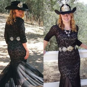 Schwarze Spitze Cowboy Land Hochzeit Mutter der Braut Kleider 2017 Crew 3 4 lange Ärmel Größe Split Mutter weg vom Bräutigam Kleid EN93011296s