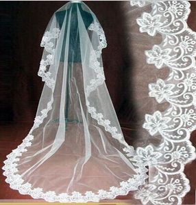 Vintage White Ivory One Layer Wedding Veil Lace Edged Chapel Length Romantic Bridal Veils with Comb Cheap Ready to ship CPA091253E