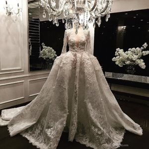 Nya vintage spetsbollklänningar Bröllopsklänningar med långa ärmar 3D Appliced ​​Deep V-hals Court Train Pequined Luxury Brudklänningar 006