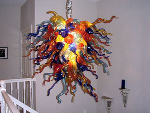 Lampadario soffiato al 100% fatto a mano Decorazioni per la casa Lampade a sospensione a sospensione a LED progettate per l'arte moderna multicolore