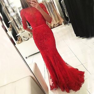 Eleganckie Red Sukienki Wieczorowe Nosić Syrenki Suknie Wieczorowe Iluzja Pół Rękawy Zroszony Koronki Aplikacje Sheer Bateau Neck Custom Made Prom Dress