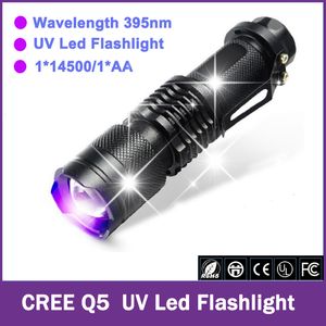 Uv 395nm achat en gros de CREE Q5 LED Lampe de poche UV Violet Violet Lumière Mini Zoomable Lumières UV nm Lampe résistant aux chocs AA