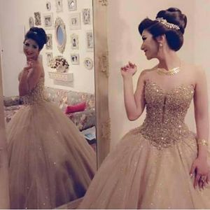 Luxury Gold Sweetheart Neckline Tulle Ball Gown Princess Quinceanera Klänning med Lace Sequin Bodice Sweet 16 Dress
