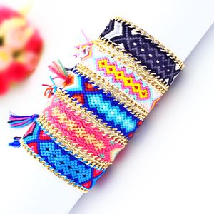 Bomull Bohemian Handgjord Macrame Knotted Woven Friendship Armband med Guldkedja längs sidan för kvinnor