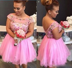 Plus Size Sukienki do domu 2017 Nowe Koraliki Scoop Cekiny Cap Rękawy Ruffles Short Party Dress Tulle Zipper Powrót Prom Dress Tanie