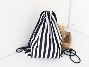Czarno-biały pasek płótno plecak torba rysunek ramiona sznurka torba artystyczna torba na płótnie studenci torby szkolne torby na zakupy