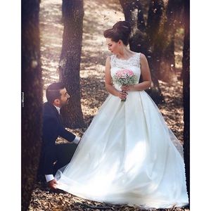 2016 herbst Organza Weiße Crew Mode Brautkleider Günstige Bodenlangen Ärmellose Applique Mohamed Plus Größe Hochzeitskleid