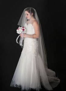 Nowa najwyższa jakość Najlepsza Sprzedaż Romantyczna Kaplica Biała Ivory Cut Edge Veil bez Gear Bridal Head Kawałki do sukni ślubnych