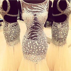 2020 Günstige Bling Sexy Jewel Neck Abendkleider Tragen Strass Kristall Große Perlen Meerjungfrau Sheer Kleid Formale Open Back Party Prom Kleider