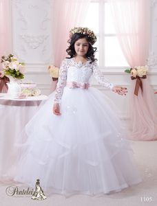 2021 Ball Gown Flower Girls Abiti con maniche lunghe e gonna a balze Tulle con applicazioni di pizzo Bellissimi abiti da prima comunione per bambine