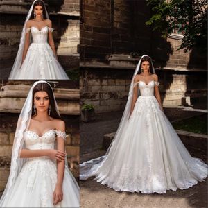 Av axeln Bustier Tungt Lace Utsmyckad Bodice Princess Ball Gown Wedding Dresses Crystal Design Bridal Gowns