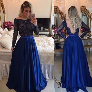 Royal Blue Long Sleeves Prom Klänningar Av Skulder Sequins Beaded Satin Golv Längd Baklösa Formella Kvällar Gäster 2017 Nyaste Kvinnor Vestidos