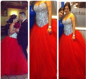 2016 New Sweetheart Bling Quinceanera Dresses Ball Gown Silver Crystal Beads Red Tulle Long Floor Length Sweet 15 Party Prom Evening Gowns