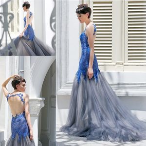 Gorgeous Royal Blue Lace Mermaid Prom Klänningar Sexig Öppna Back Grå Tulle Sweep Train Afton Kappor 2017 Tjejer Pageant Klänningar Formellt Slitage