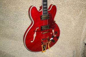 Niestandardowy 335 Gitara Jazzowa Czerwona z System Tremolo Gitara Elektryczna Gitara Złota Sprzęt Ebony Podstrunnica Wysokiej Jakości Hurtownie Gitary A11119