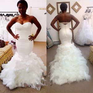 2017新しいプラスサイズナイジェリア人魚のウェディングドレスオンラインWdding Gowns Rufflesトレインアイロンシースウェディングドレスの花嫁のドレスvestidos