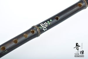 Spedizione gratuita Prese di fabbrica Zizhu un flauto Suona il flauto Bambù nero Fiore di pruno intagliato Flauto di bambù Strumenti musicali
