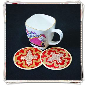 Unik Round Jacquard Silk Brocade 2 Coaster Set Chinese Style Coffee Table Cup Mat Dekorativ Skyddsplatta 10sets / Lot