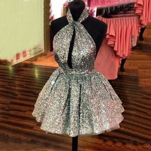 Luxury Short Prom Klänningar Sequined Halter Ärmlös Aftonklänningar Tiered Ruffles Mini Backless Sexig Custom Gjord Party Gown Cocktail Dress